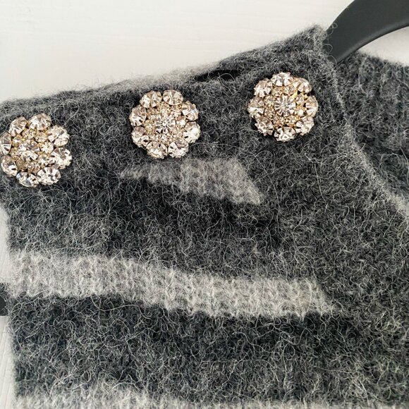 Ganni Striped Sleeveless Knit in Paloma Stripe Grey, size Small - Picture 7 of 10